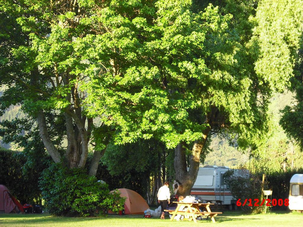 Te Aroha Holiday Park And Motels Экстерьер фото