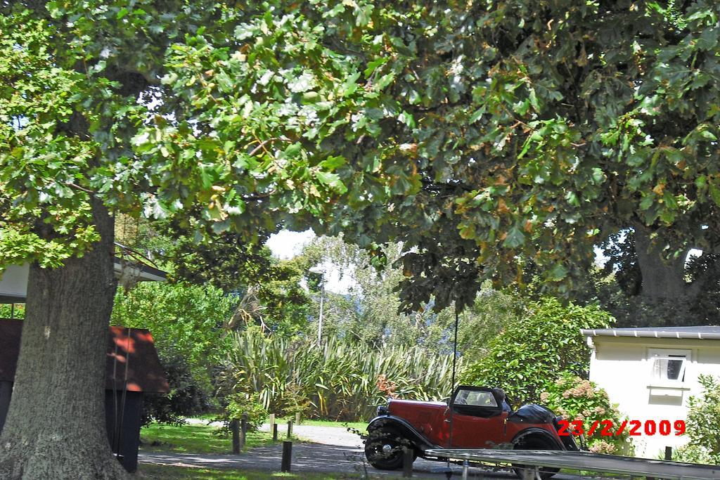 Te Aroha Holiday Park And Motels Экстерьер фото
